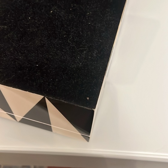 Jonathan Adler MEDIUM OP ART LACQUER BOX - Picture 12 of 17